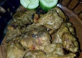 Bakar ayam (bisa menggunakan teflon) sambil dioles dengan sisa bumbu ungkepan ditambah 1 sdm margarin. Resep Ayam Bacem Mentega Panggang Teflon Modif Oleh Arya Mom Cookpad