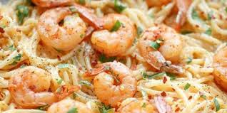Spaghetti Aux Crevettes Et Beurre A L Ail Spaghetti Aux Crevettes Recettes De Cuisine Pates Faciles