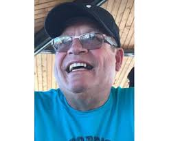 Bobbie Sandefur's Instagram, Twitter & Facebook