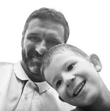 My poor baby got rear ended today 😫