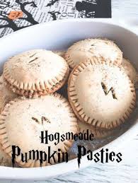 Harry Potter Pumpkin Pasties Copycat Recipe Harry Potter Pumpkin Harry Potter Desserts Pumpkin Pasties