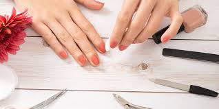 Bagi sepeda motor, striping merupakan identitas yang menjadikan motor tersebut elegan. Ini Cara Melepas Acrylic Nails Sendiri Tanpa Merusak Kuku