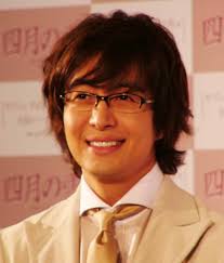 He had an artistic side since his early years. Bae Yong Joon Visits Japan To Promote Dvd Japan Today
