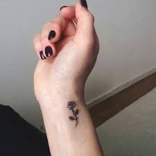 You can hide it, you can show it. 77 Small Tattoo Ideas For Women Ecemella