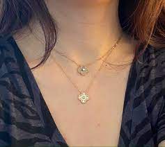 Van Cleef In Action Purseforum Van Cleef Necklace Girly Jewelry Van Cleef And Arpels Jewelry