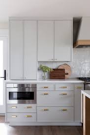 Modern Shaker Cabinets With Brass Hardware In 2020 New Kitchen Inspiration Gray Interiors Kitchen Inspirations