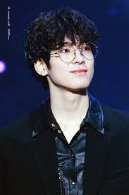 Wonwoo is precious ❤️ on instagram: Summerwalk On Twitter 181128 Aaa ì›ìš° ì„¸ë¸í‹´ Wonwoo Seventeen Pledis 17 You Are The Brightest Star In My Universe