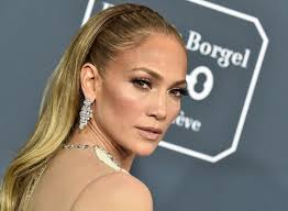 Связаться со страницей jennifer lopez в messenger. Jennifer Lopez To Debut New Shoe Collection Jlo For Dsw Lh Mag