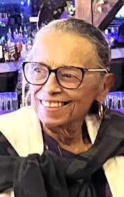 Darren Burrell's Instagram, Twitter & Facebook