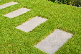 stapstenen in de tuin hoe kan je stijlvolle staptegels aanleggen