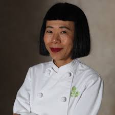 CONOCE A HIROKO SHIMBO