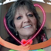 Leeann Nolan's Instagram, Twitter & Facebook