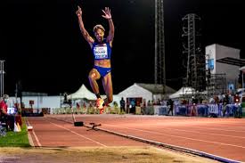La venezolana yulimar rojas, doble campeona mundial de triple salto, conquistó en tokio su primer oro olímpico con un nuevo récord del mundo. Yulimar Rojas Y Su Novia Del Mismo Sexo Por Jesus Silva Talcual