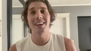 Lukas Gage catches a Director insulting his apartment