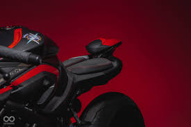 突破200萬的頂級享受 mv agusta rush 1000即將交車 supermoto8 sneakers nike air jordan sneaker sneakers