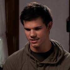 Micah Dowdy's Instagram, Twitter & Facebook