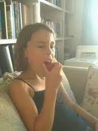 Ana Nixon's Instagram, Twitter & Facebook