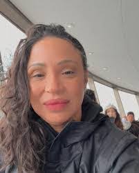 Tiana Robles's Instagram, Twitter & Facebook