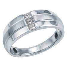 Yes Please Helzberg Diamonds Mens Wedding Rings Three Diamond Ring