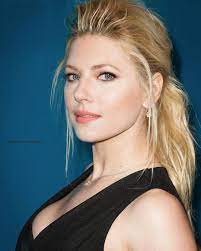 Vikings is a historical drama television series written and created by michael hirst for the television channel history.filmed in ireland, it premiered on 3 march 2013 in canada. Describe Her With Three Words Katherynwinnick Katherynwinnick Katherynwinnick Lagertha Vikings Historyviking Bracelet Viking Bague Viking Viking