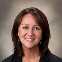 Teri Moss's Instagram, Twitter & Facebook