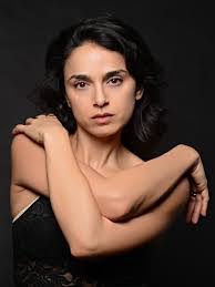 Lily Shapiro's Instagram, Twitter & Facebook