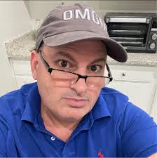 Michael Tingue's Instagram, Twitter & Facebook