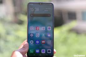 vivo Y19 Unboxing and First Impressions
