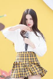 I'm pretty sure she's a yoga instructor atm, her ig name is dahye0612. Idol Fashion Archive Gfriend S Eunha
