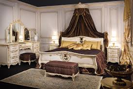 The Canopy Bed The Models In The Most Beautiful Wall Luxurious Bedrooms Country Bedroom French Country Bedrooms