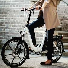 Dit is de top 10 beste speed pedelecs van 202 1. Magnum Premium 48v Low Step 28mph Speed Pedelec Folding E Bike Electricspokes Ebike Electricbike Trending W Best Electric Bikes Ebike Electric Bike Kits