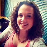 Lara Leonard's Instagram, Twitter & Facebook