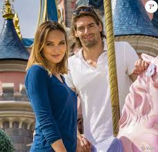 Le couple a toujours été discret sur sa relation et a donc souhaité garder cette grossesse secrète le plus longtemps possible. Camille Lacourt Bientot Papa Avec Alice Son Ex Femme Valerie Begue Reagit Purepeople