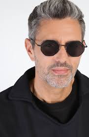 Illesteva Broome Sunglasses In Matte Black