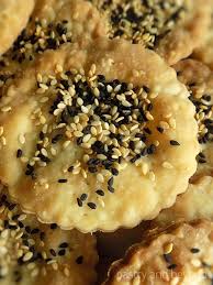 I Ve Shared Sesame Seed Olive Oil Crackers Which Are Crunchy Today I Want To Share A New Cracker Reci Olive Oil Crackers Seed Crackers Recipe Cracker Recipes