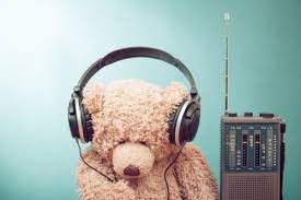 France info was the first french news radio station to be created and remains one of the most popular in france. Ride The French Radio Waves Learn French Radio Style With These Stations And Listening Tips