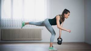 Para practicar crossfit no hace falta apuntarse a un gimnasio y realizar sesiones interminables en un box. Como Hacer Crossfit En Casa Con Diferentes Ejercicios Paso A Paso