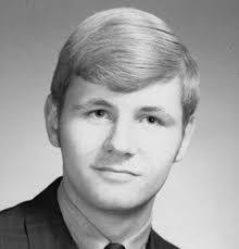 Daniel Ellenberger's Instagram, Twitter & Facebook