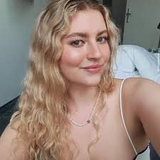 Wisdom from Denzel Washington. 🙏 When asked what advice he would give to  his younger self, his answer was simple yet powerful: pray more.