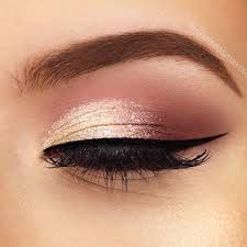 45 Top Rose Gold Makeup Ideas To Look Like A Goddess Gold Makeup Looks Rose Gold Makeup Looks Rose Gold Eye Makeup