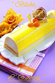 Buche Passion Mangue Coco Buche De Noel Dessert Noel Buche De Noel Facile