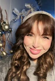 Se alargó mi neveded me cancelaron pacientes, reagende a la única que ...