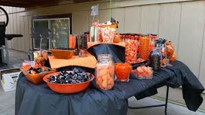 High School Graduation Party Ideas Orange And Black Graduation Party Cookout Party Graduation Party Centerpieces