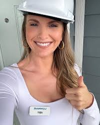 Amy Bolding's Instagram, Twitter & Facebook