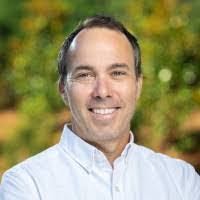 Carlton Farrell's Instagram, Twitter & Facebook