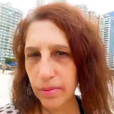 ¡Bem-vindos a este carroussell de Camboriú! 🇧🇷, 1. Eu, queriendo  desconectar, 2. El auténtico Açaí, 3. Av. Brasil, 4. La verdeamarella, 5.  Mural Cristo de Luz, a puro color, 6. Vista desde la cocina, ...