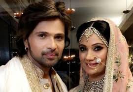 Swayam reshammiya himesh reshammiya s son biography wiki age in the last four years, he has in the last four years, he has managed to ensure that his close friend was welcomed and loved as a family friend by his wife komal, son swayam and his parents vipin and madhu. Himesh Reshammiya Family Wife Son Daughter Father Mother Marriage Photos Biography Profile