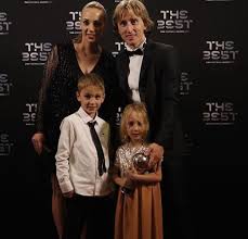 Luka modrić potpisao novi ugovor s real madridom. Vanja Bosnic Luka Modric S Wife Bio Wiki