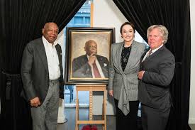 Edward john david redmayne obe (/ˈrɛdˌmeɪn/; Willie Brown Jr Honored By Academy At Special Portrait Unveiling Art U News
