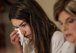 Mimi Haleyi: Harvey Weinstein przetrzymywał mnie siłą w pokoju dziecięcym.  Zgwałcił mnie oralnie